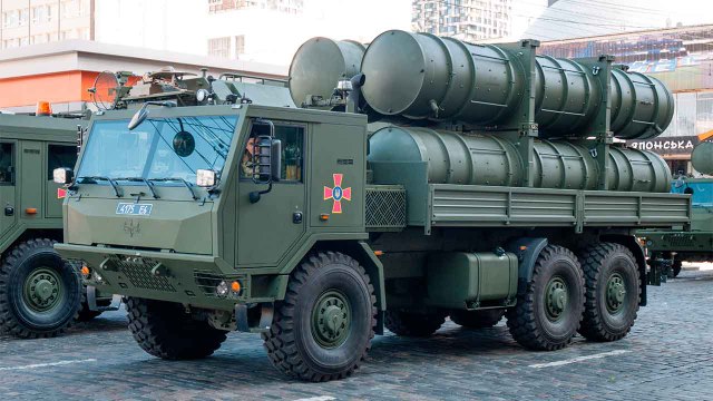 Video: Russia hits Ukrainian Neptune missile launcher in Zaporizhzhia