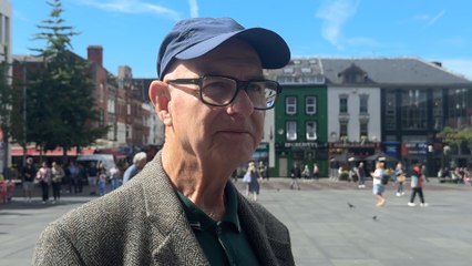 Liverpool's Guide: The Ideal Age for Kids to Get Their First Mobile Phone 📱