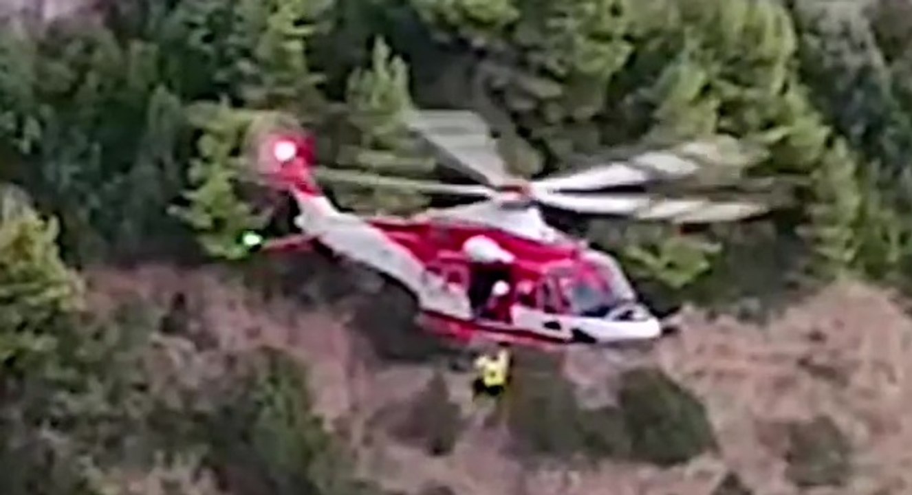 Maratea, escursionista bloccato nelle gole: recuperato con l'elicottero dai Vigili del Fuoco  (29.08.25)