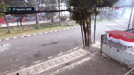 Detik-detik Letusan Gas Air Mata! Polisi Bubarkan Pendemo di Mako Brimob Kwitang