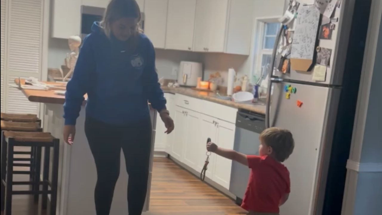 Woman falls off skateboard and accidentally hits little boy who hits her back