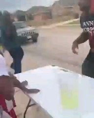 Limonata Satan Gence Yardım Eden Koca Yürekli İnsan 😇