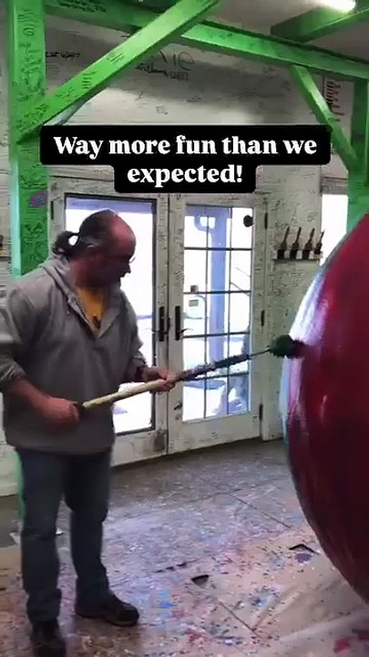 World_s largest ball of paint