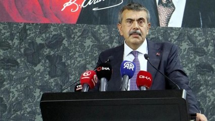 Bakan Tekin: Okullarımızda ders kitaplarımız dağıtılmaya başlandı