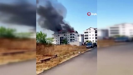 Bursa'da 6 katlı apartmanda yangın