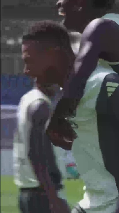 La complicidad de Vinicius y Mbappé en el entrenamiento que ilusiona al madridismo