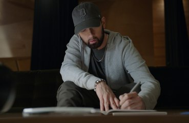 エミネム、ドキュメンタリー作『STANS』 の配信開始に向けて幻の楽曲を初公開