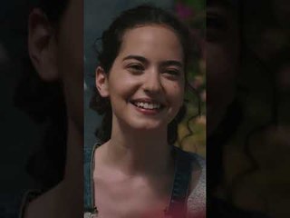 فراشة مبين عليه متدايق 😂 | مسلسل حكاية بودروم #حكاية_بودروم #bodrummasalı #kanald #shorts