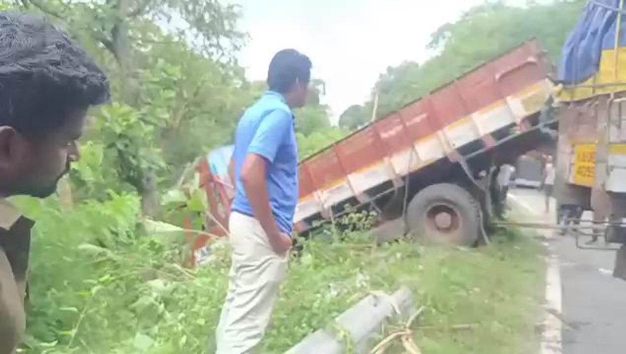 Dhimabam forest lorry down