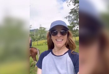 ext-Actriz Anna Kendrick tras visitar Costa Rica-290825