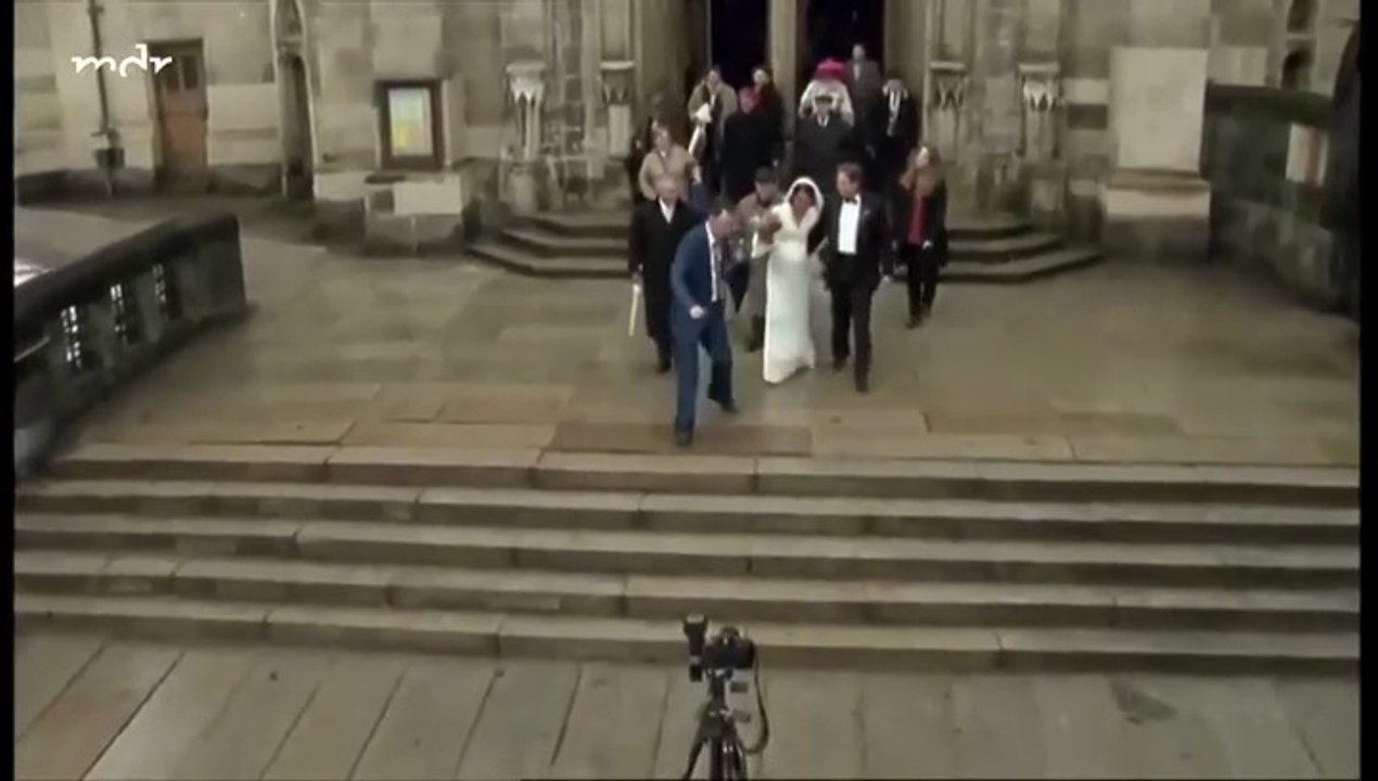 Finanzbeamte küsst man nicht