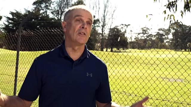 Victorian government considers sale of Melbourne golf course but local council fears impact on wetlands