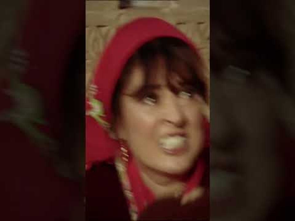 بداية حكاية نارين مع مصطفى 😣 | مسلسل نارين #نارين #shorts #kanald #birbulutolsam