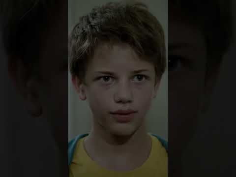 عصابة تدّعي أنها شرطة تخطف طفل صغير - المفقود #shorts - #kayıp