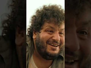 برهان عم بيسأل أسئلة كثيرة 😂 | مسلسل أزاد حكاية رجل #أزاد #shorts #kanald #azad