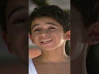 ليش كل ما تشوفيني تهربي منّي  😂 | مسلسل قصة شتاء | Kınalı Kar #مسلسلات_تركية #shorts