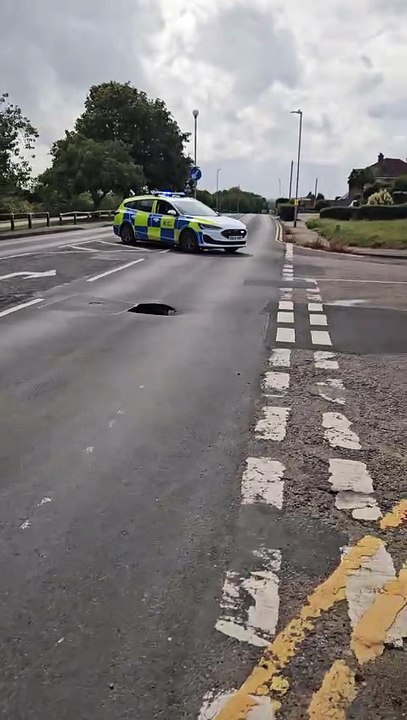 Sinkhole opens up in Cliffsend
