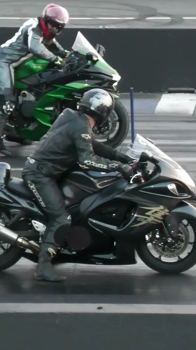 H2 kawasaki vs Hayabusa