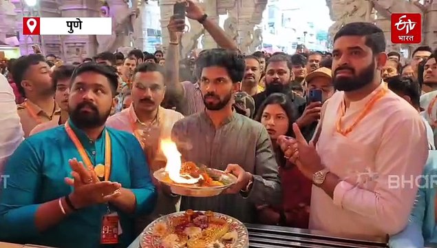 भारतीय संघाबाहेर असलेला क्रिकेटपटू ऋतुराज दगडूशेठ हलवाई गणपतीच्या दरबारी; दर्शनानंतर म्हणाला...