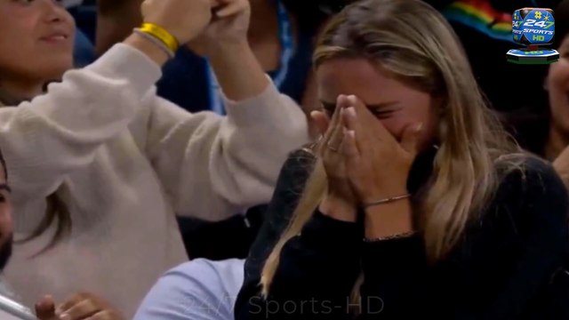 Viral Touchy Moment ❤️ US Open Proposal Brings Flushing Crowd to its Feet as Thousands Cheer on Love Birds-