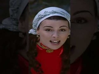 أمك ما كسّرت عظامك 😂 | مسلسل قصة شتاء | Kınalı Kar #مسلسلات_تركية #shorts