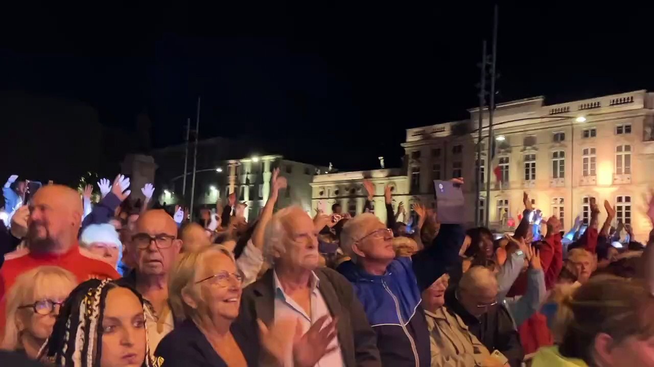 MÂCON : 8000 personnes pour Kassav sur l'esplanade Lamartine