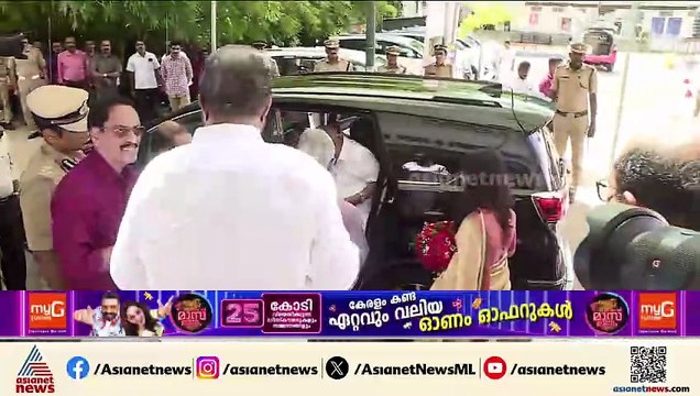 'വികസനവും നേട്ടങ്ങളും ജനങ്ങളിലെത്തിക്കാൻ വികസന സദസ്സുകൾ'; തെരഞ്ഞെടുപ്പിൽ കളം പിടിക്കാൻ പിണറായി