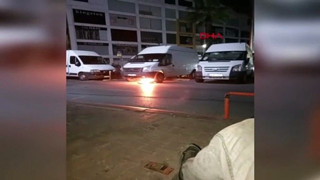 İstanbul'da geceyarısı ''alacaklı'' dehşeti: Tüm araçları yakıp videoya kaydetti