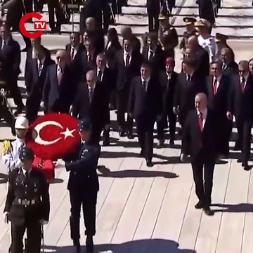 Anıtkabir'de Erdoğan sloganları