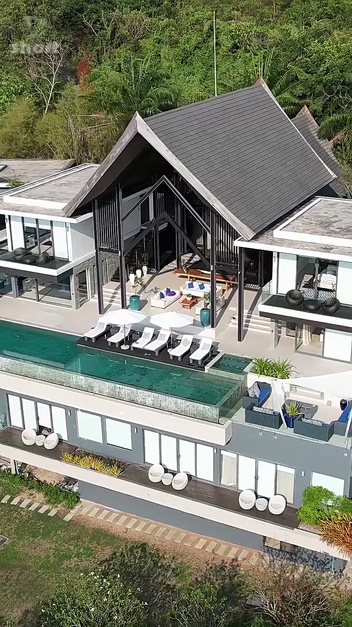 Heiress Unleashed Post-Divorce