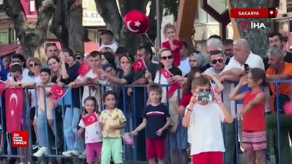 30 Ağustos kutlamalarına minik komando damga vurdu