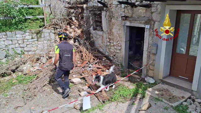 Polcenigo (PN) - Crolla una casa disabitata: nessun ferito, area messa in sicurezza (30.08.25)