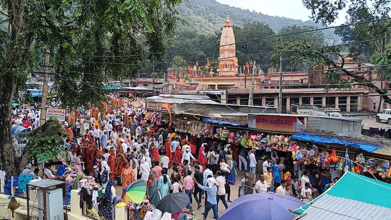 भर्तृहरि बाबा का लक्खी मेला: लाखों श्रद्धालु पहुंचे दर्शन को, देखें वीडियो