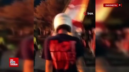 Endonezya’daki protestocular hükümet binasını ateşe verdi