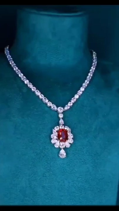 Fine Jewelry Lab Grown Ruby Pendant with Diamond Luxury Wedding Necklace，精美珠宝实验室培育红宝石吊坠配钻石奢华婚礼项链