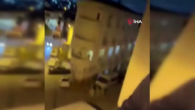 Esenyurt'ta balkona iç çamaşırı ile çıkıp etrafa ateş açtı!