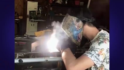 10-Foot Animatronic “Nosey” Has the Internet Terrified