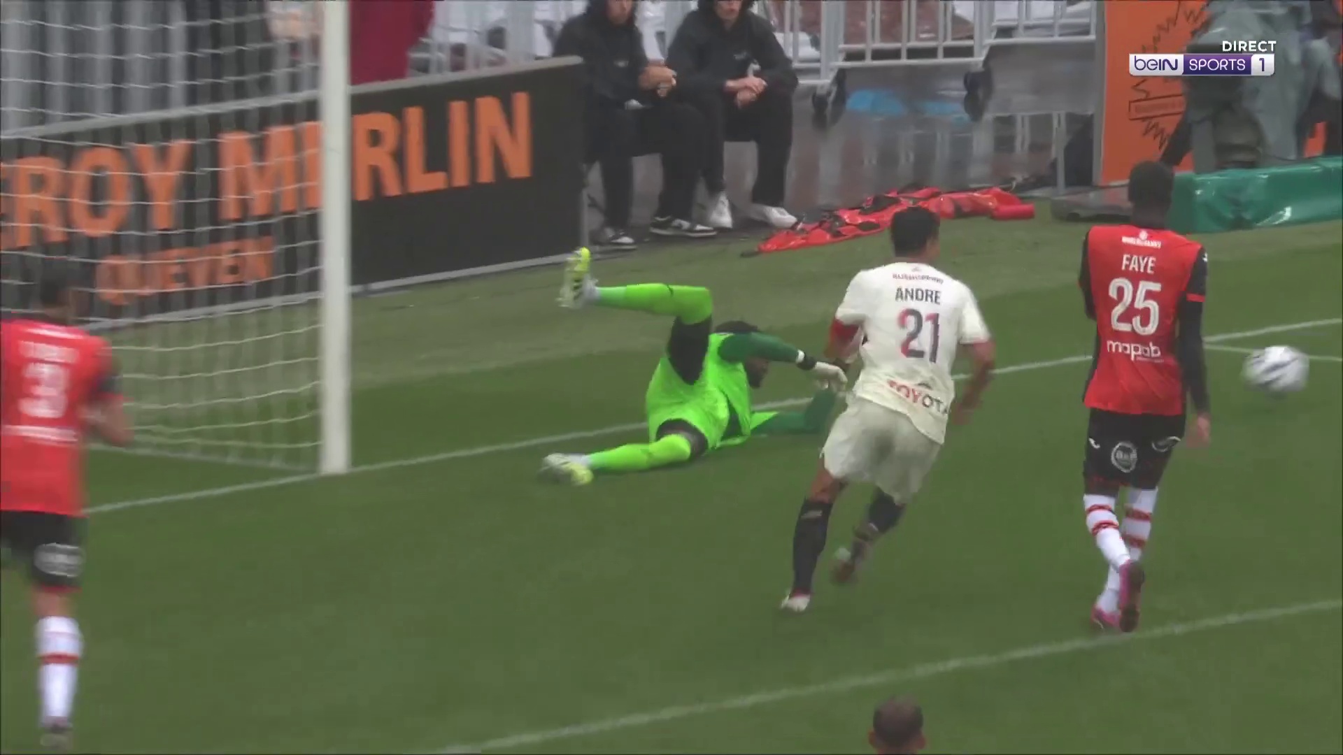 Ligue 1 : le double arrêt de Kamara sauve Lorient