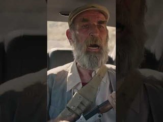 قصي بيحرض العم حيدر على علاء 🙄 | مسلسل حكاية بودروم #حكاية_بودروم #bodrummasalı #kanald #shorts