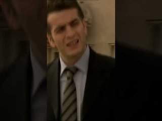 مصطفى طلع من النظارة 🤔 | مسلسل نارين #نارين #shorts #kanald #birbulutolsam