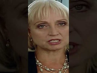 نازك ما بتوثق في أمين 😒 | مسلسل الاسم المستعار #الاسم_المستعار #KodAdı #kanald #shorts