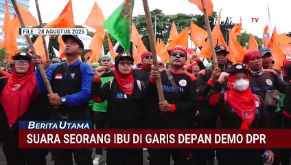 Heboh! Seorang Ibu Maju di Garis Depan Demo DPR Senayan Meski Dihujani Gas Air Mata