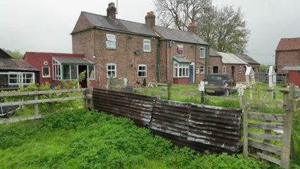 The Yorkshire Vet At Home With The Greens S02E01