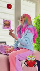 Sweet treat rewind! Nutella, apples & candy 🍭🍏🍫 #reversefun #dessert