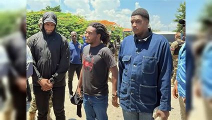 Autoridades entregan integrantes de banda 400 Mawozo