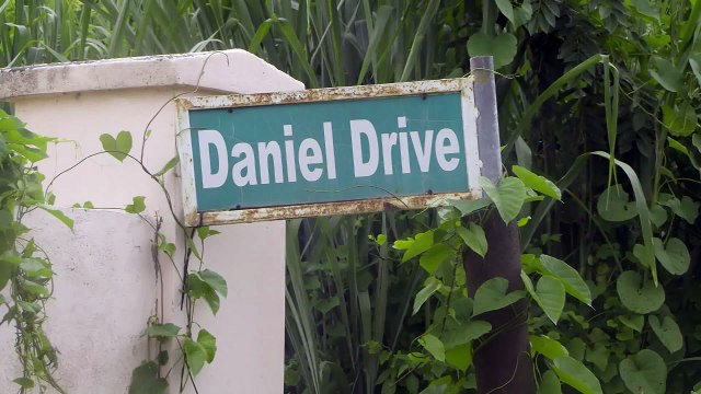 BANDIT KILLED, DOCTOR WOUNDED