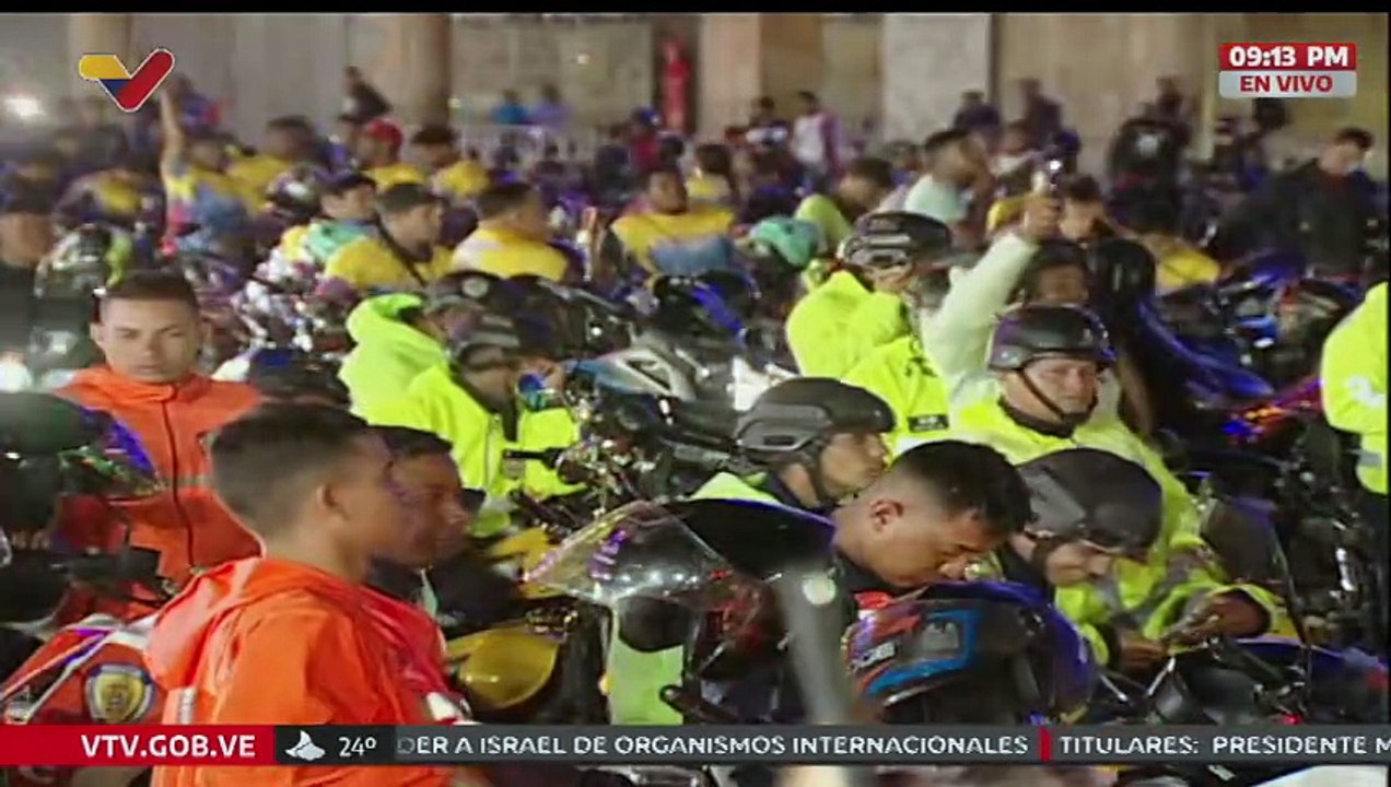 Nahum Fernández desde Plaza Caracas:  Aquí están los que somos defensores de Venezuela