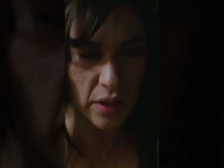 هالوك قدر يخرّج نفسه  😬 | مسلسل بنات الشمس 🌞 #handeerçel #shorts #güneşinkızları