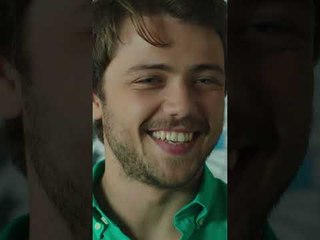 علي حابب يعوّض سيلين 😂 | مسلسل بنات الشمس 🌞 #handeerçel #shorts #güneşinkızları