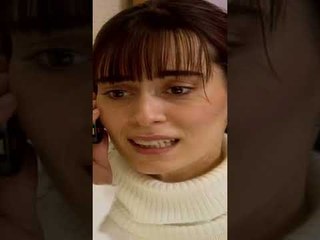 نارين أخذت تليفون النادل عشان تتصل على أبوها 😪 | مسلسل نارين #نارين #shorts #kanald #birbulutolsam